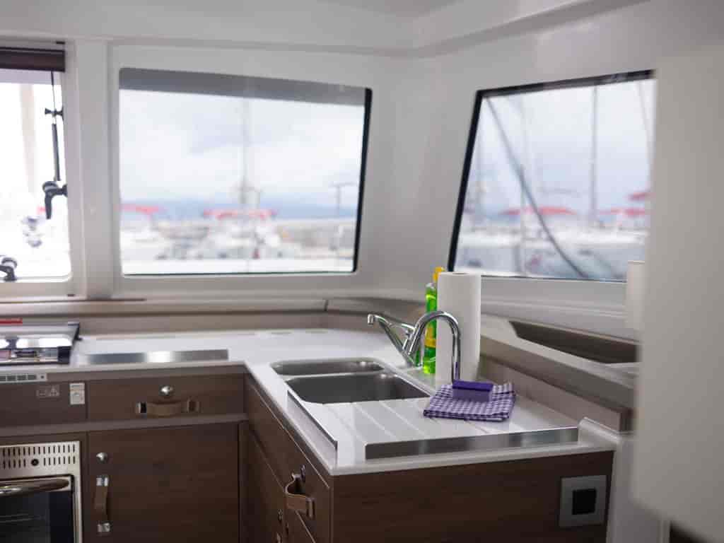 Boat picture 13