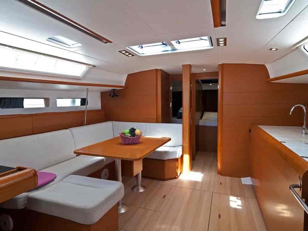 Boat picture 9