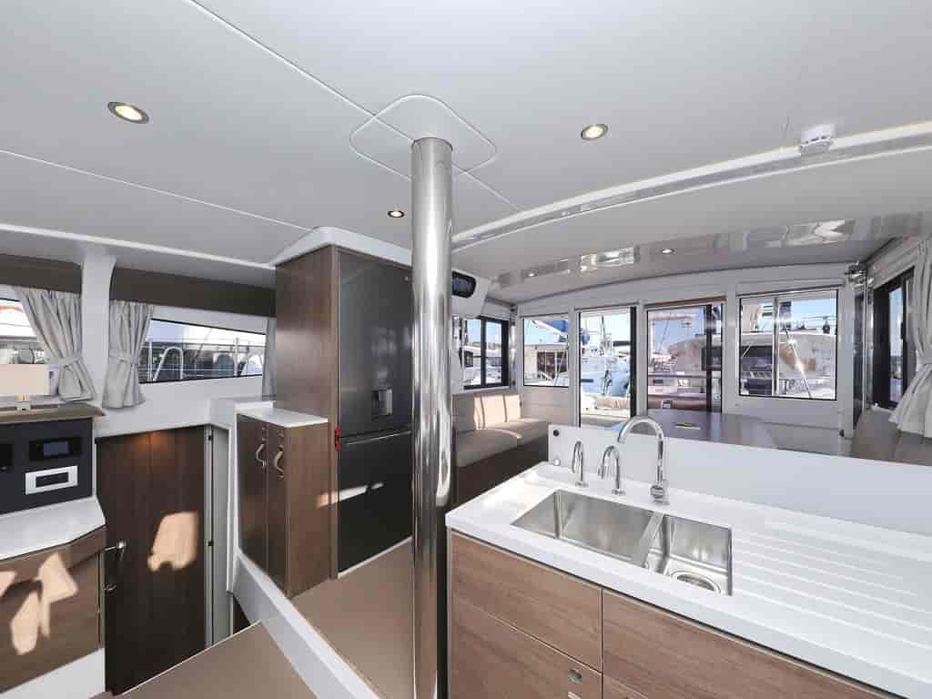 Boat picture 17