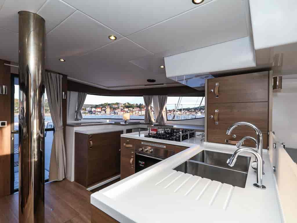 Boat picture 17