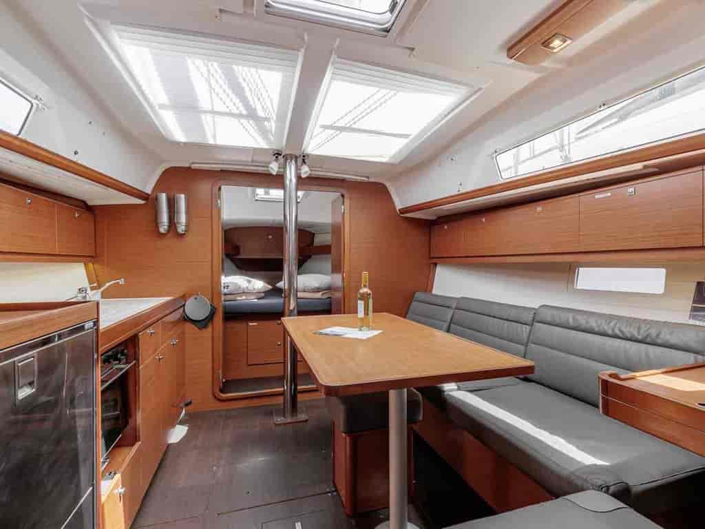 Boat picture 9