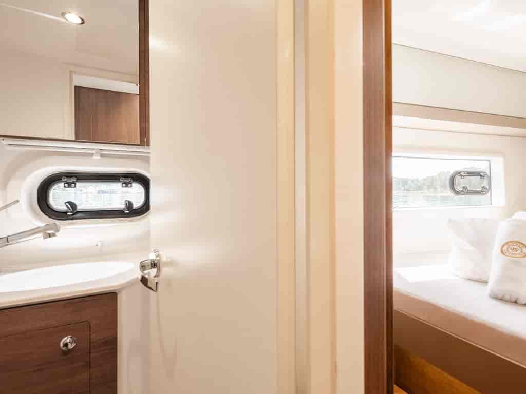Boat picture 17