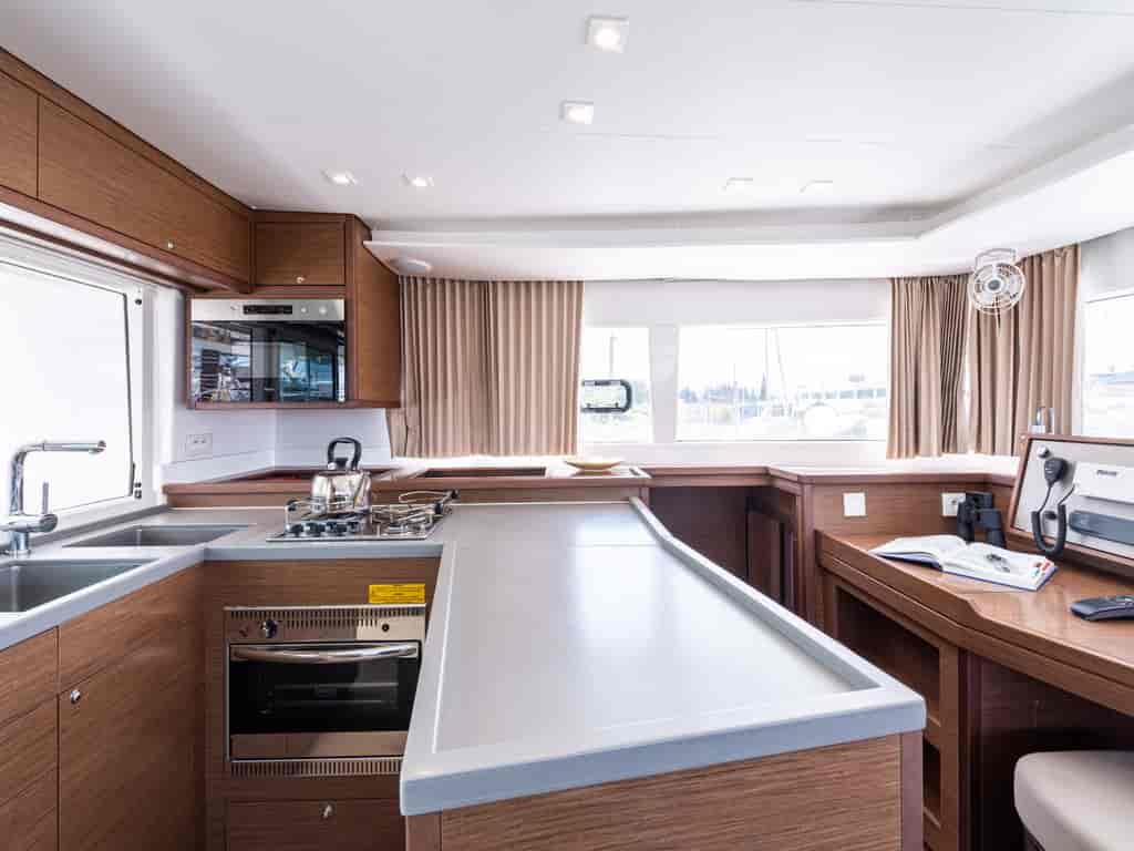 Boat picture 30