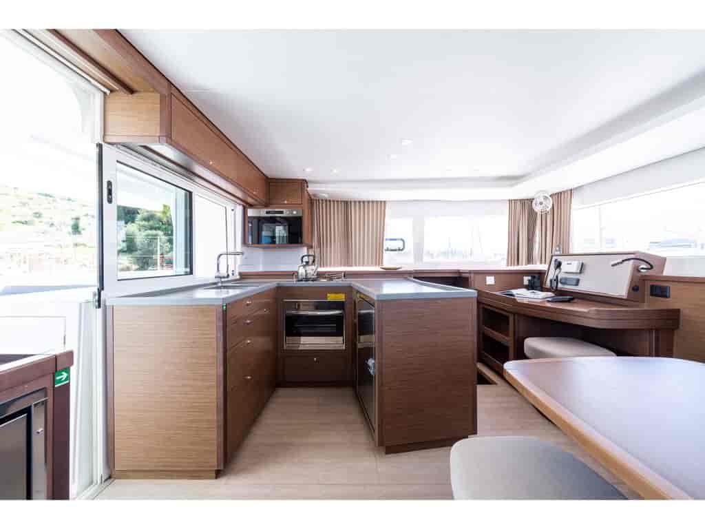 Boat picture 10