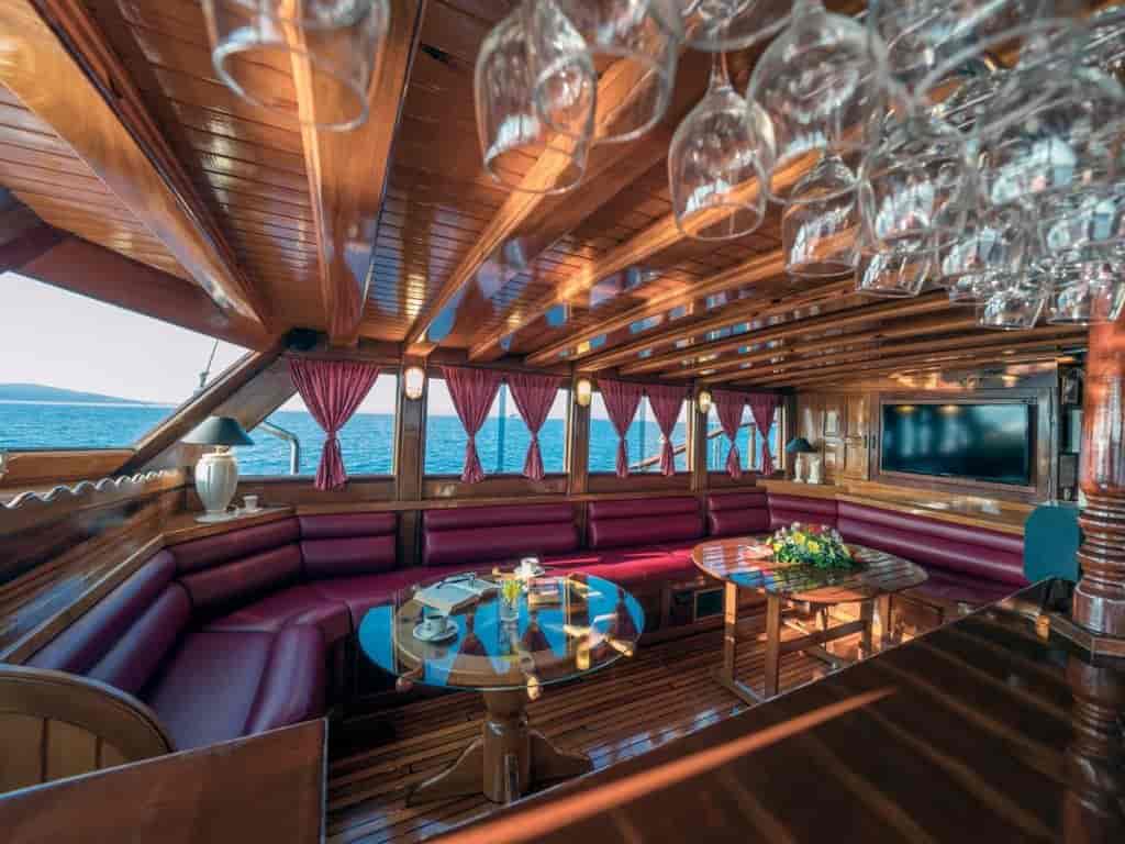 Boat picture 9