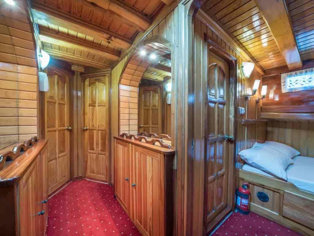Boat picture 10