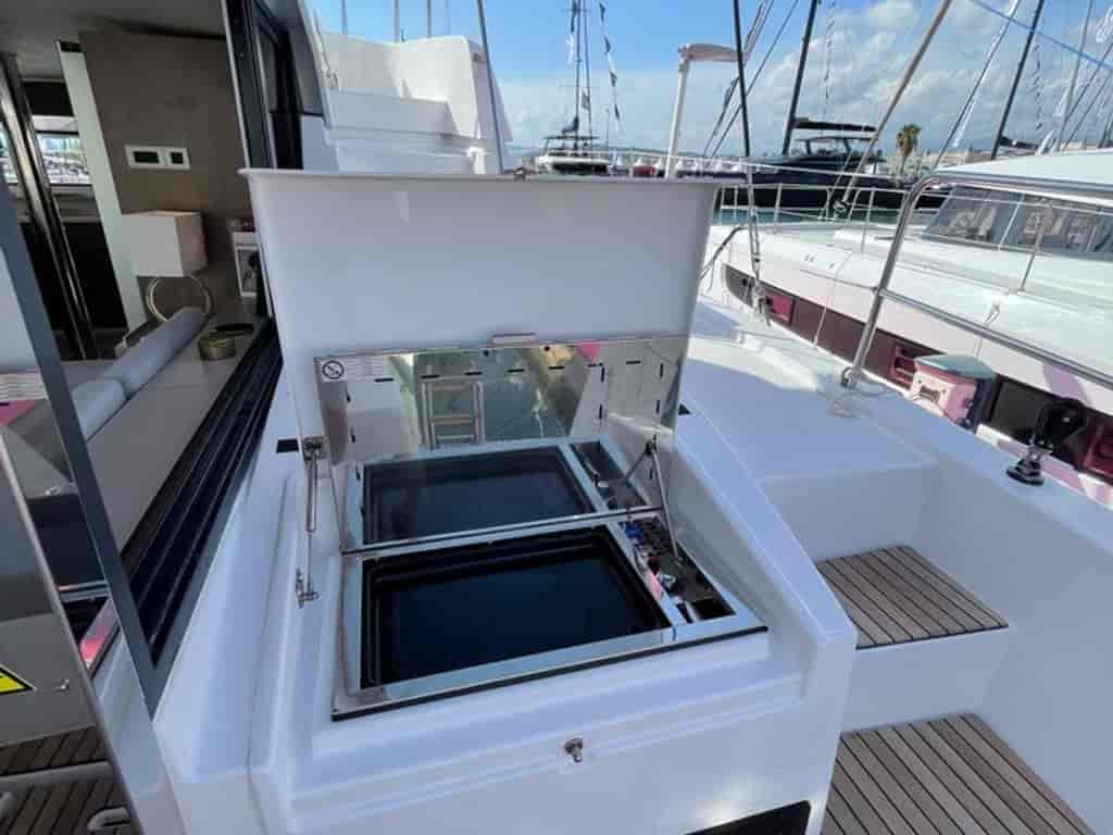 Boat picture 9