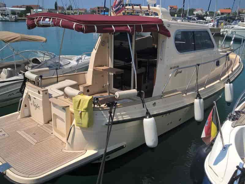 Photo of undefined, image 1 of 47