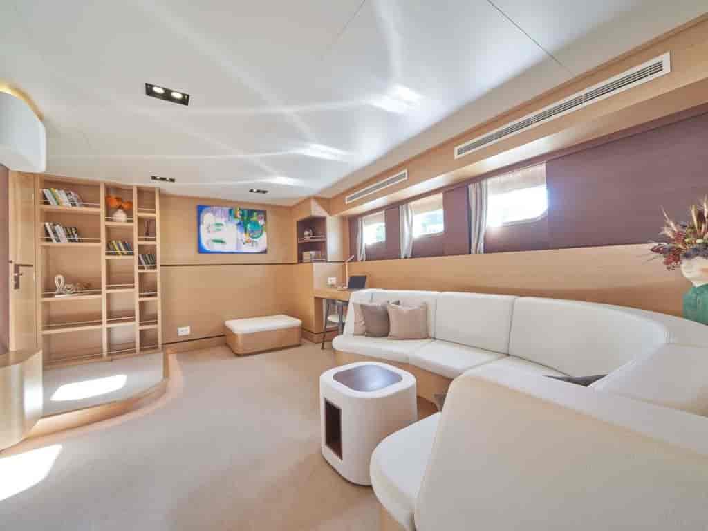 Boat picture 16