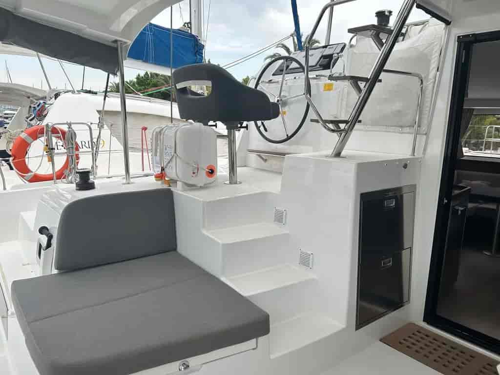 Boat picture 9