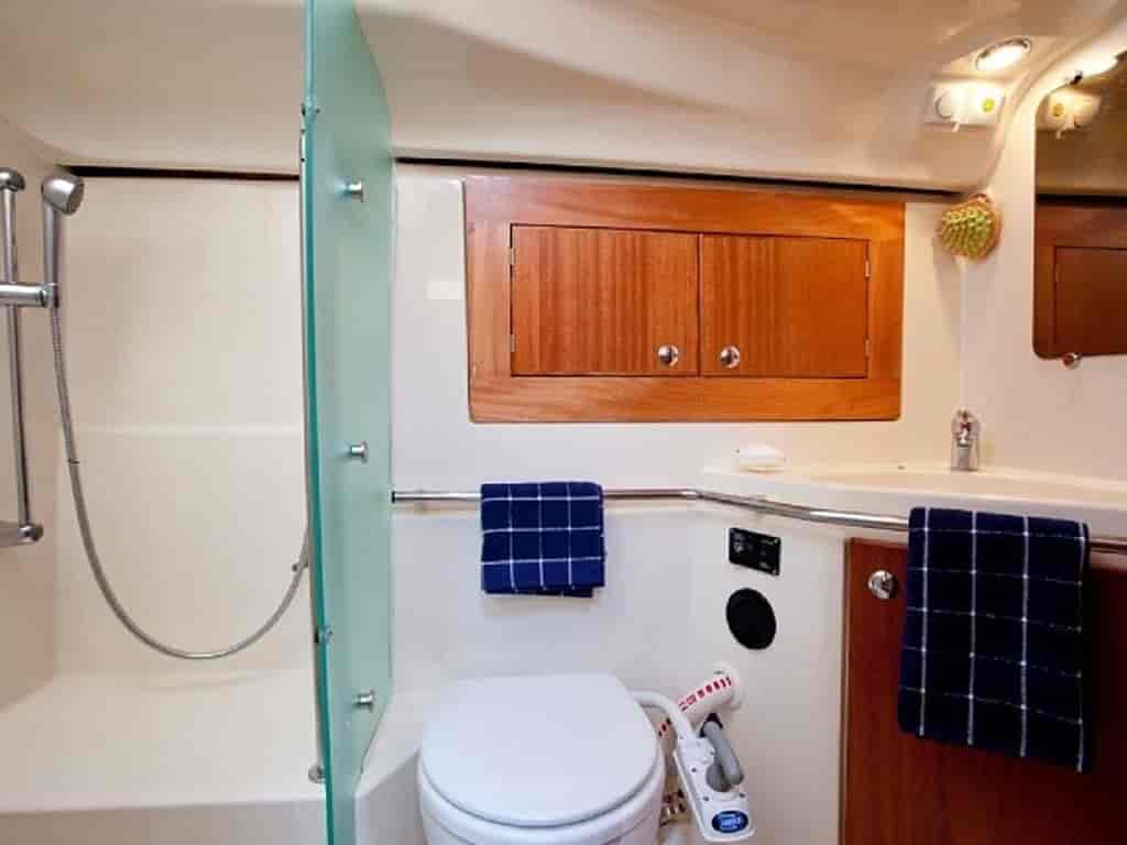 Boat picture 9