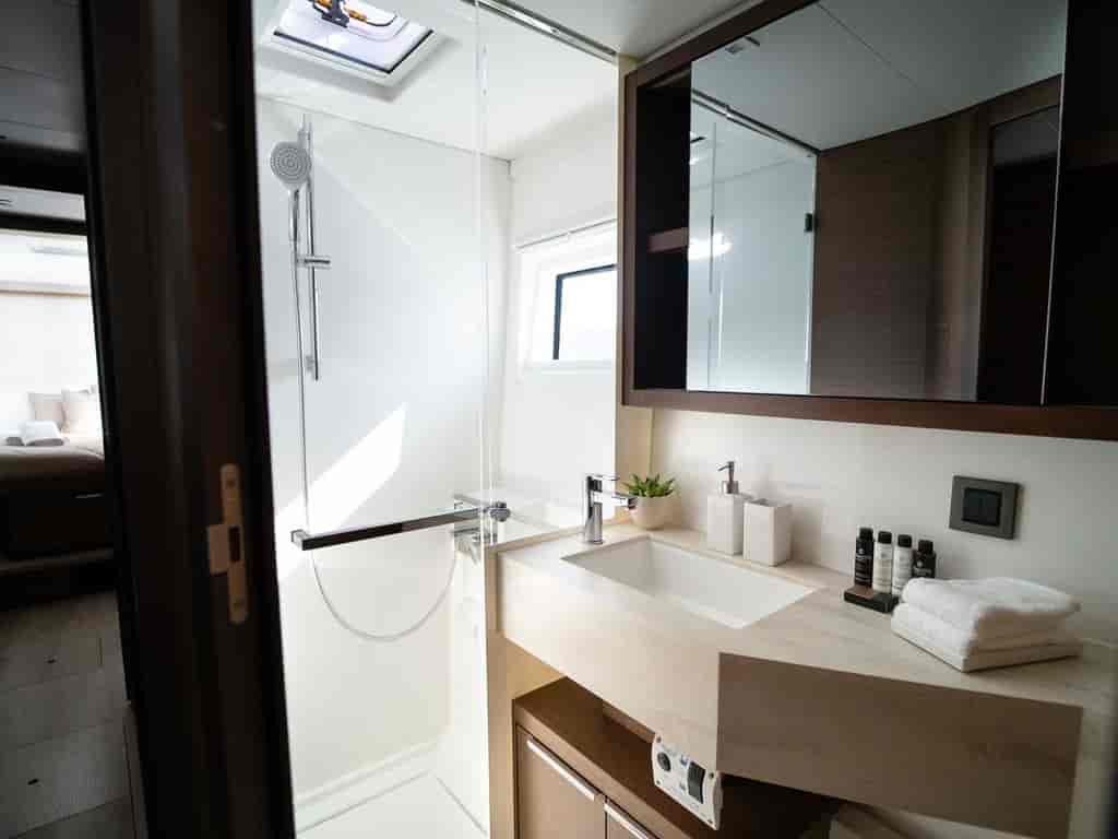 Boat picture 16