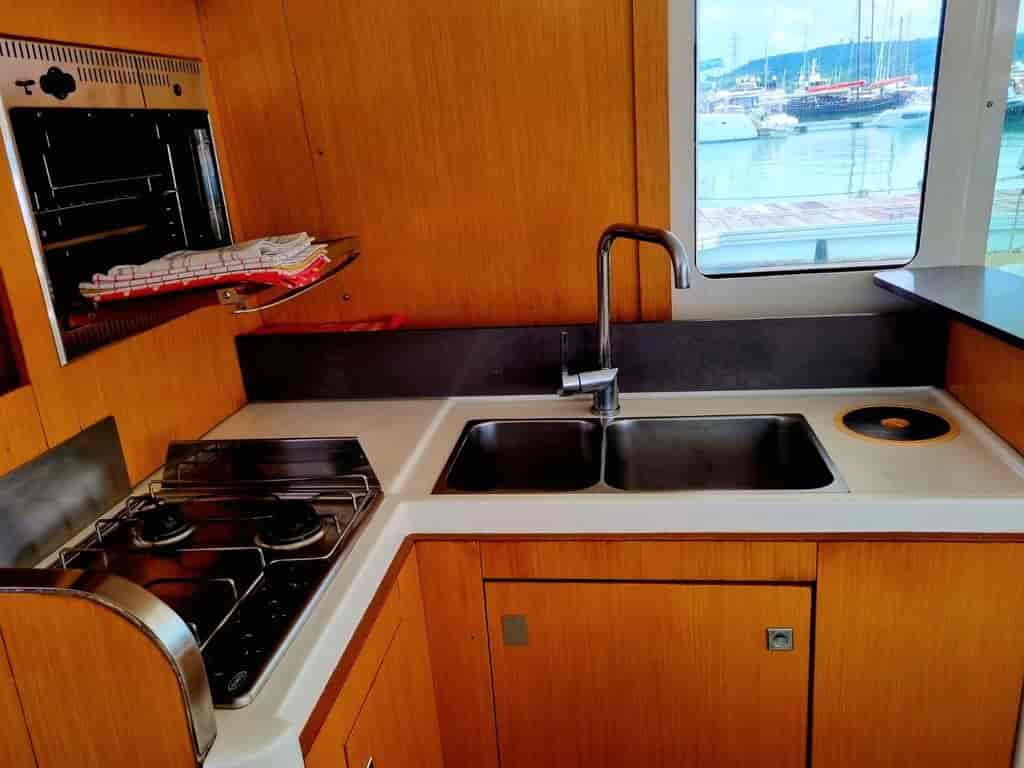 Boat picture 16
