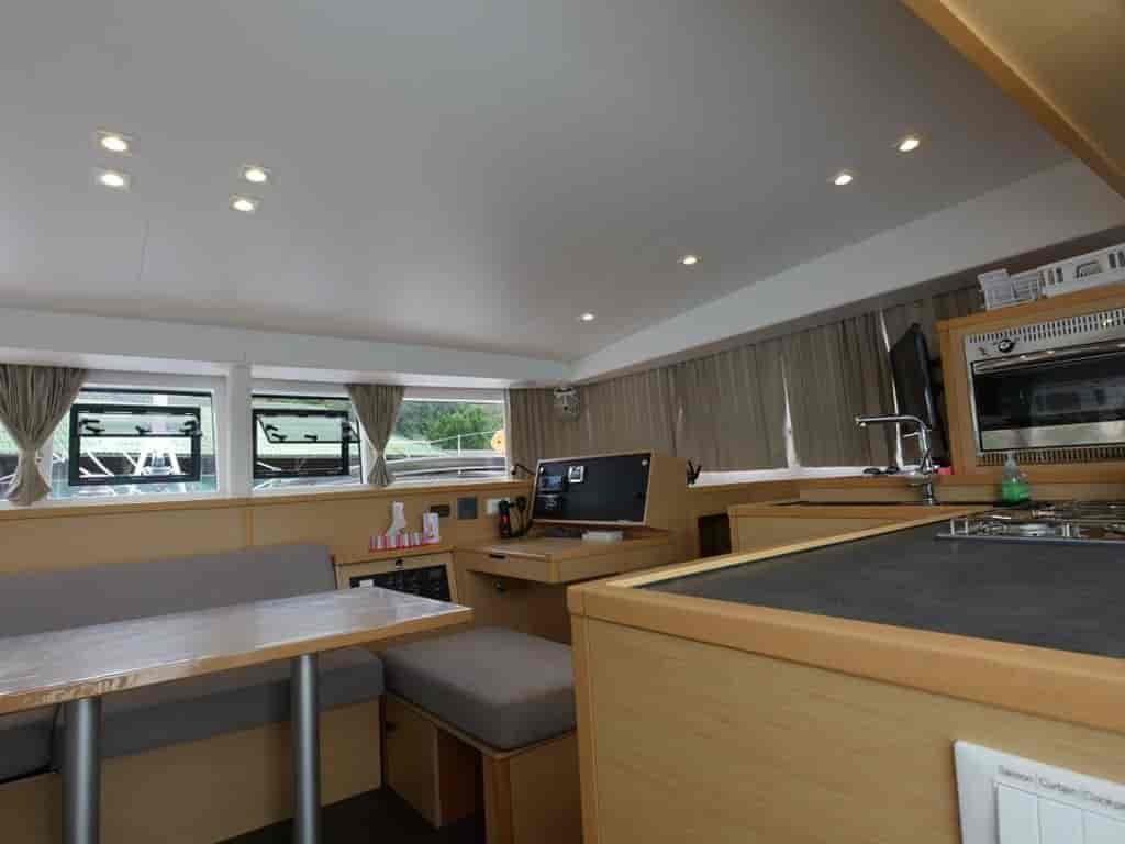 Boat picture 13