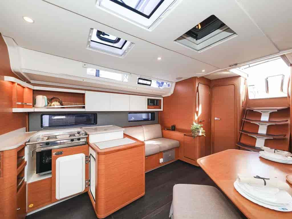 Boat picture 16