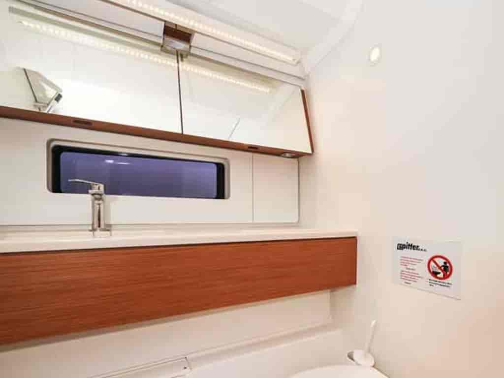 Boat picture 24