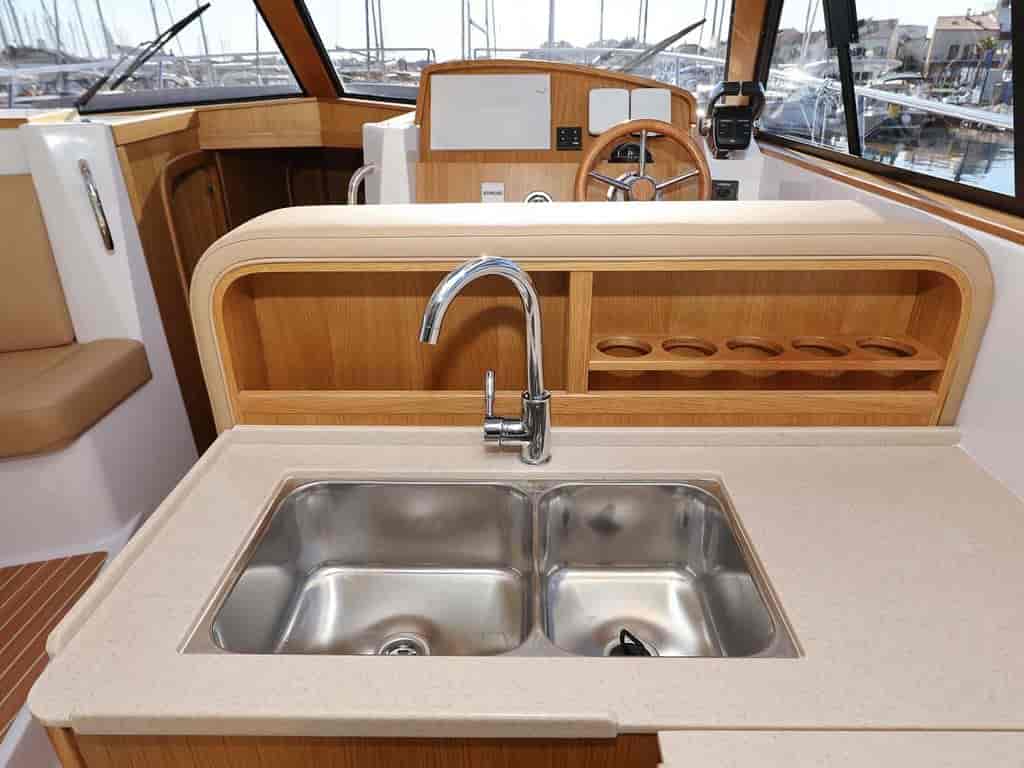 Boat picture 17