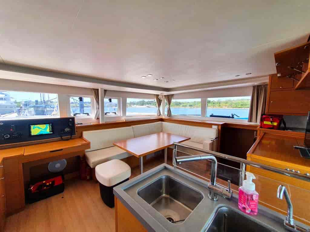 Boat picture 17