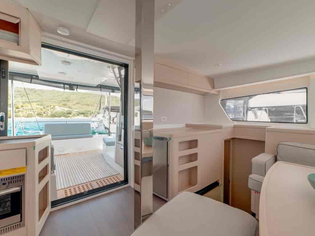 Boat picture 13