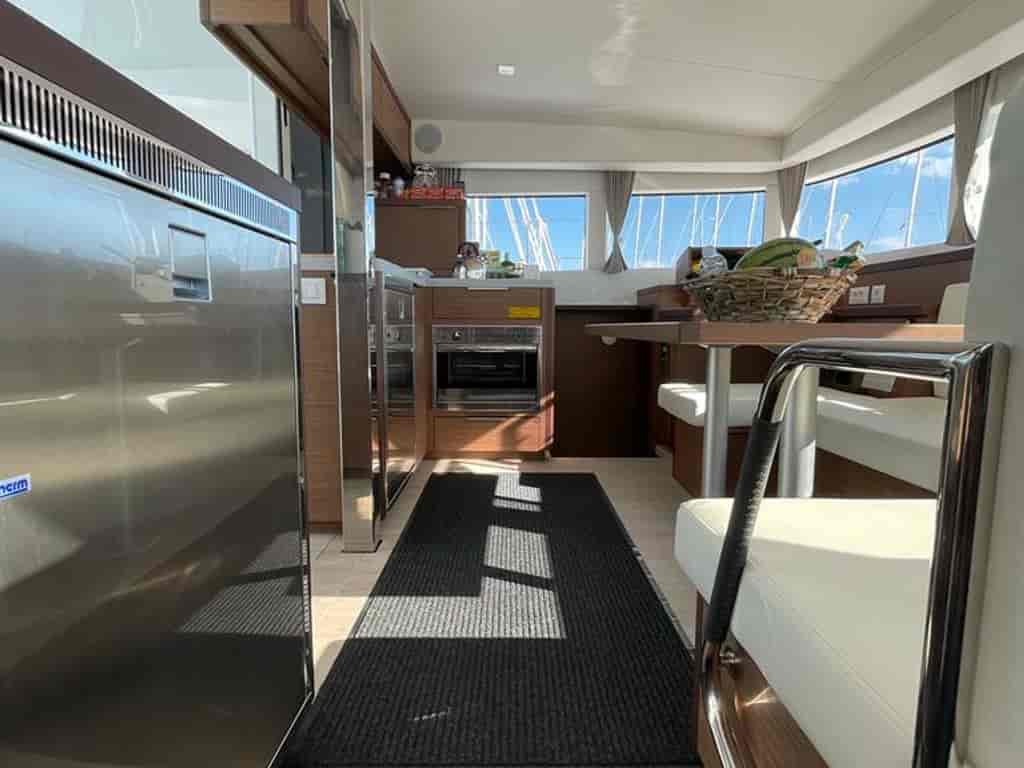 Boat picture 17