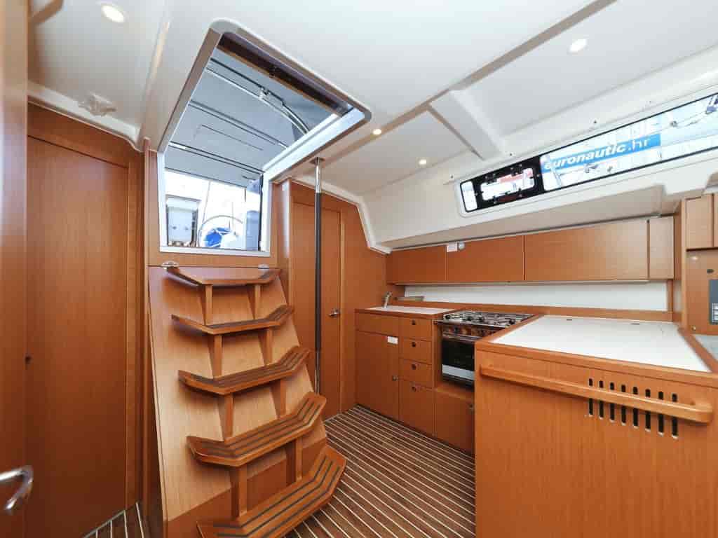 Boat picture 9
