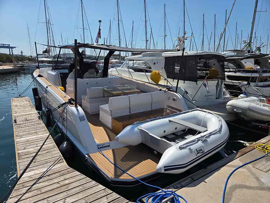 Boat picture 7