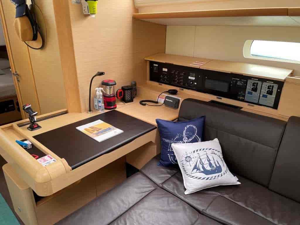 Boat picture 9
