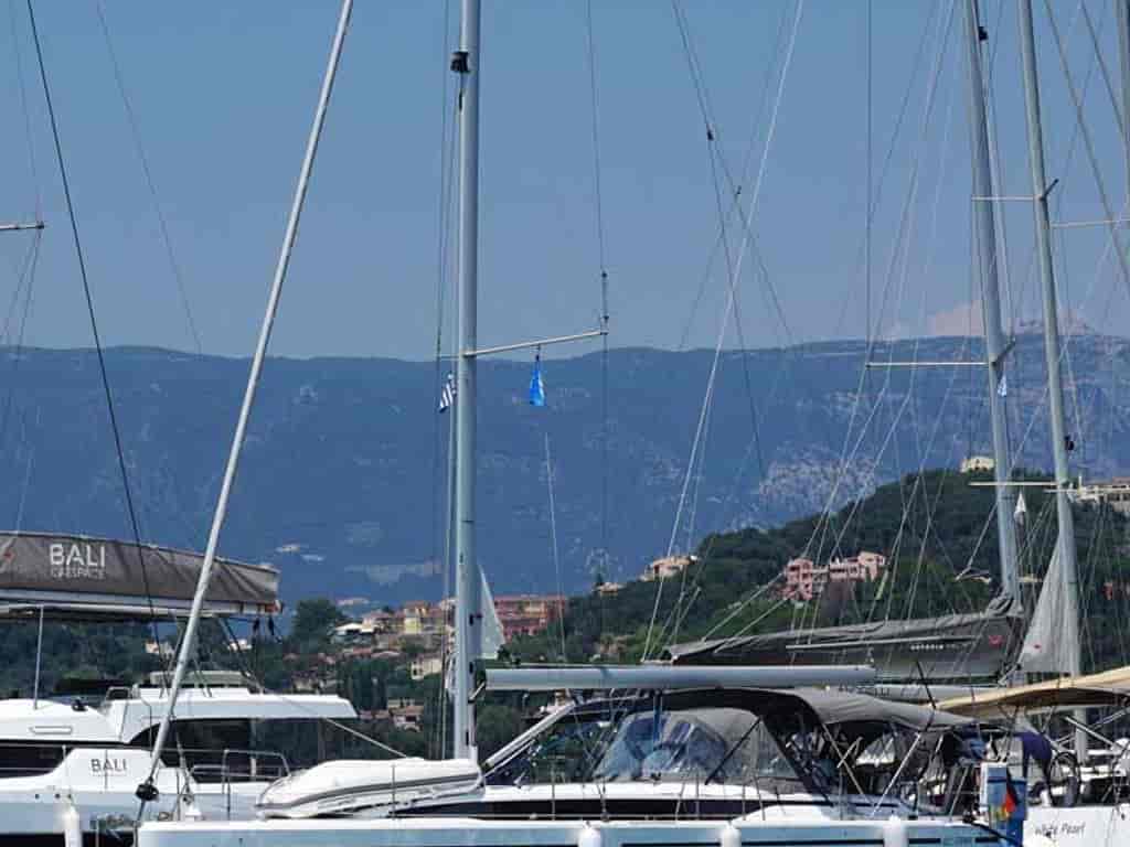 Boat picture 9