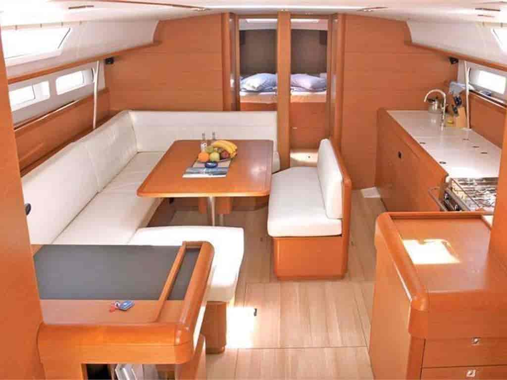 Boat picture 17