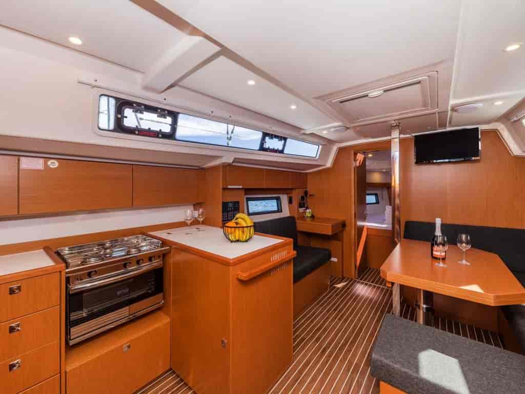 Boat picture 17
