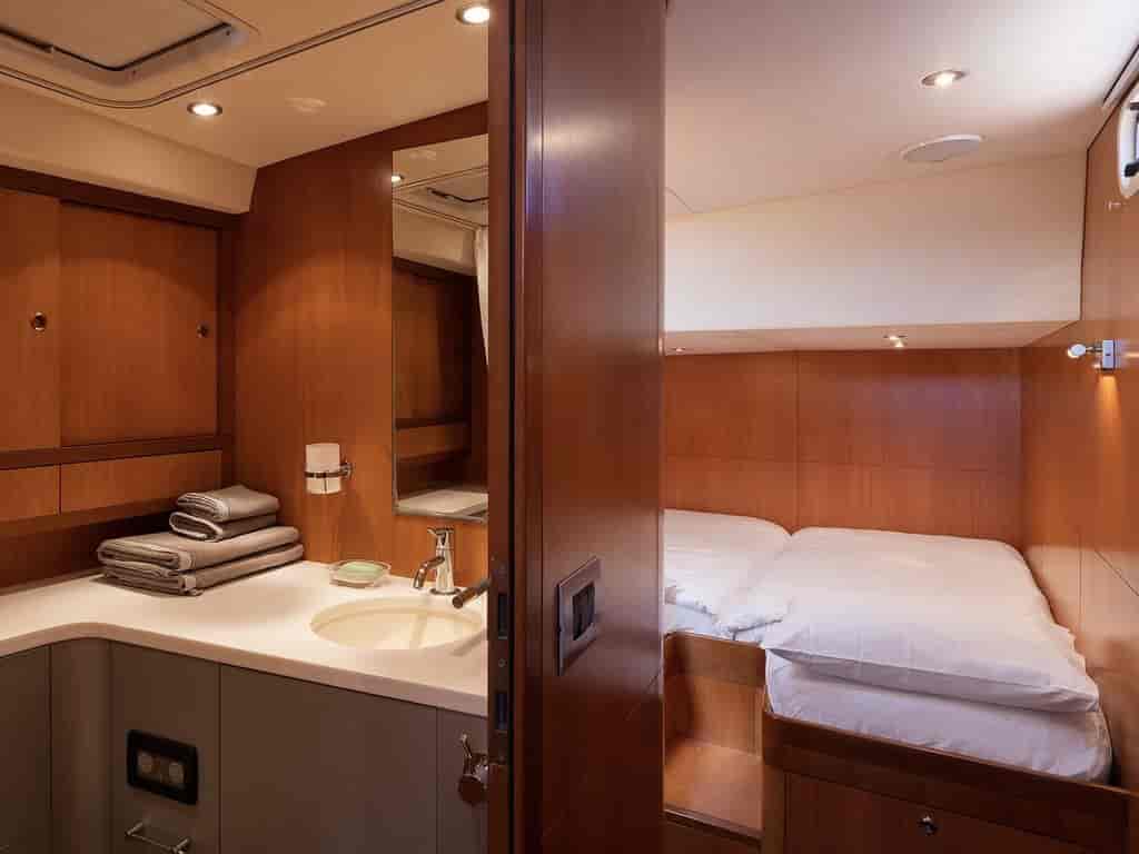 Boat picture 17