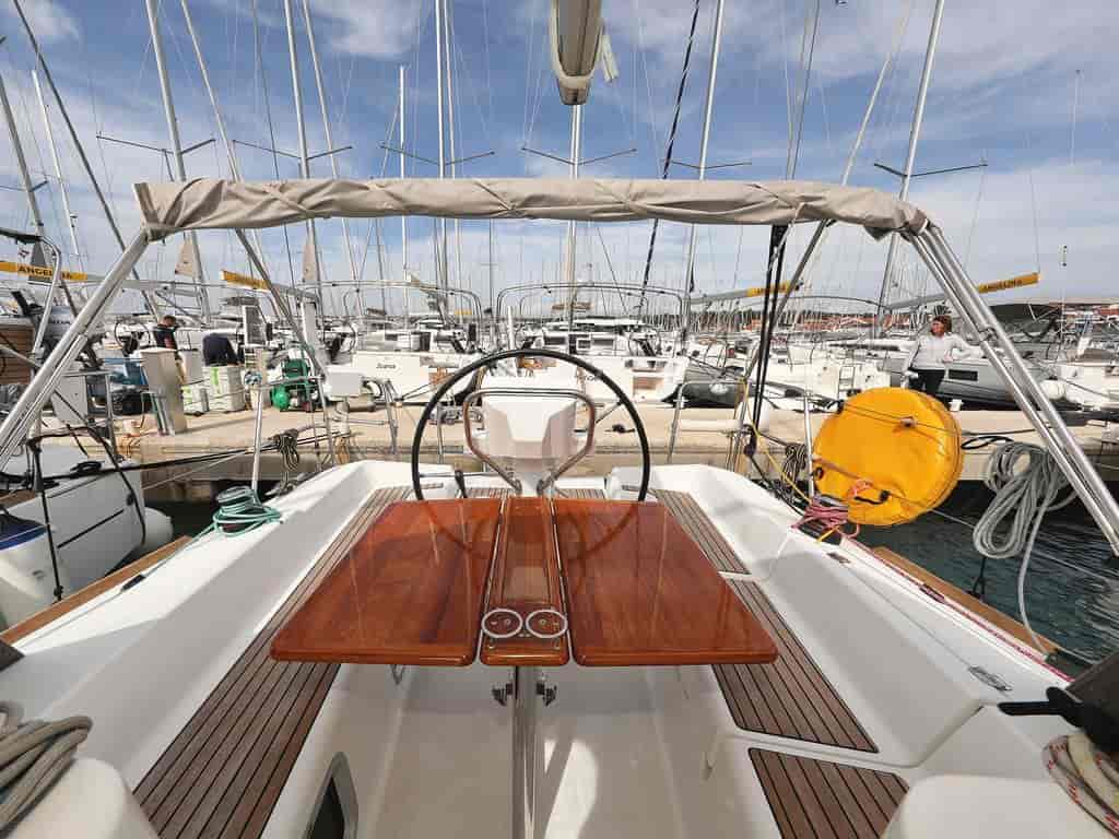 Boat picture 9
