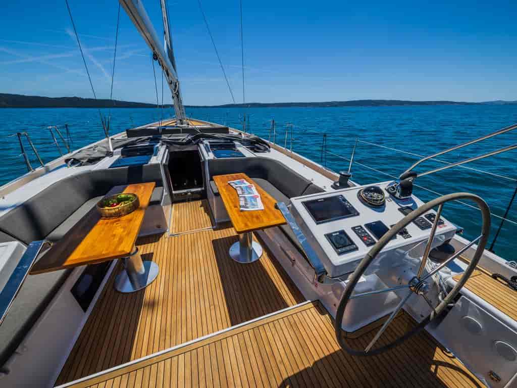 Boat picture 9