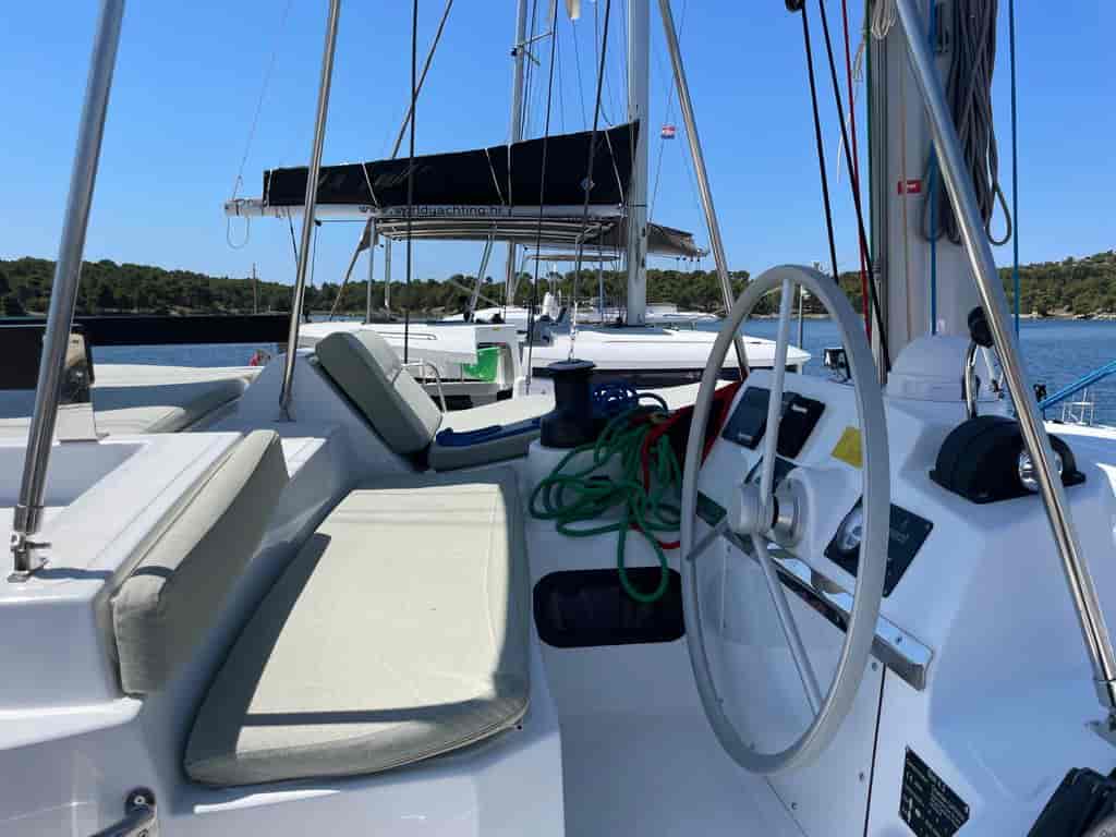 Boat picture 12