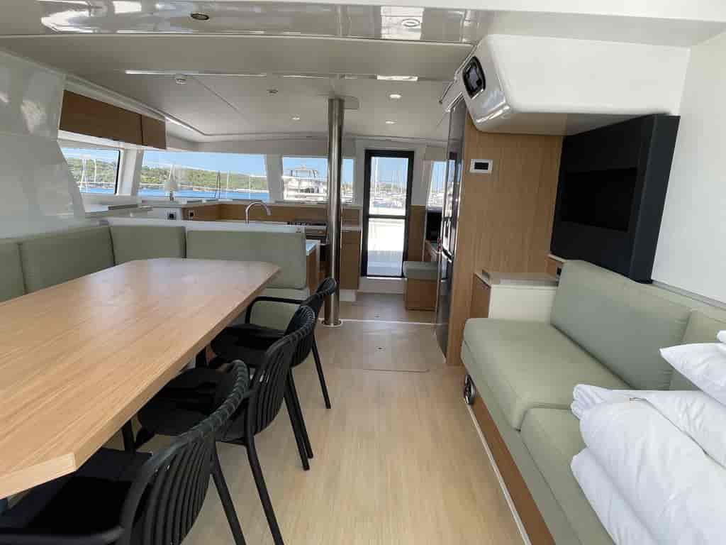 Boat picture 14