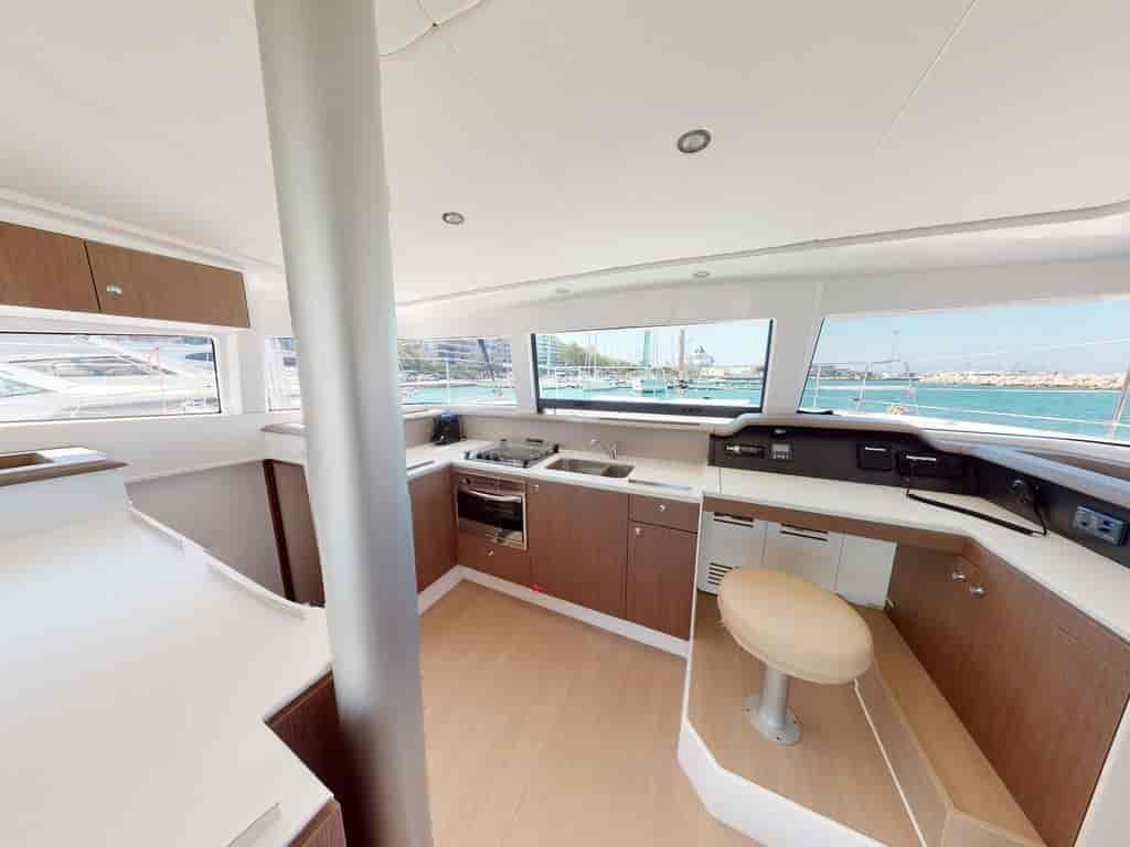 Boat picture 9