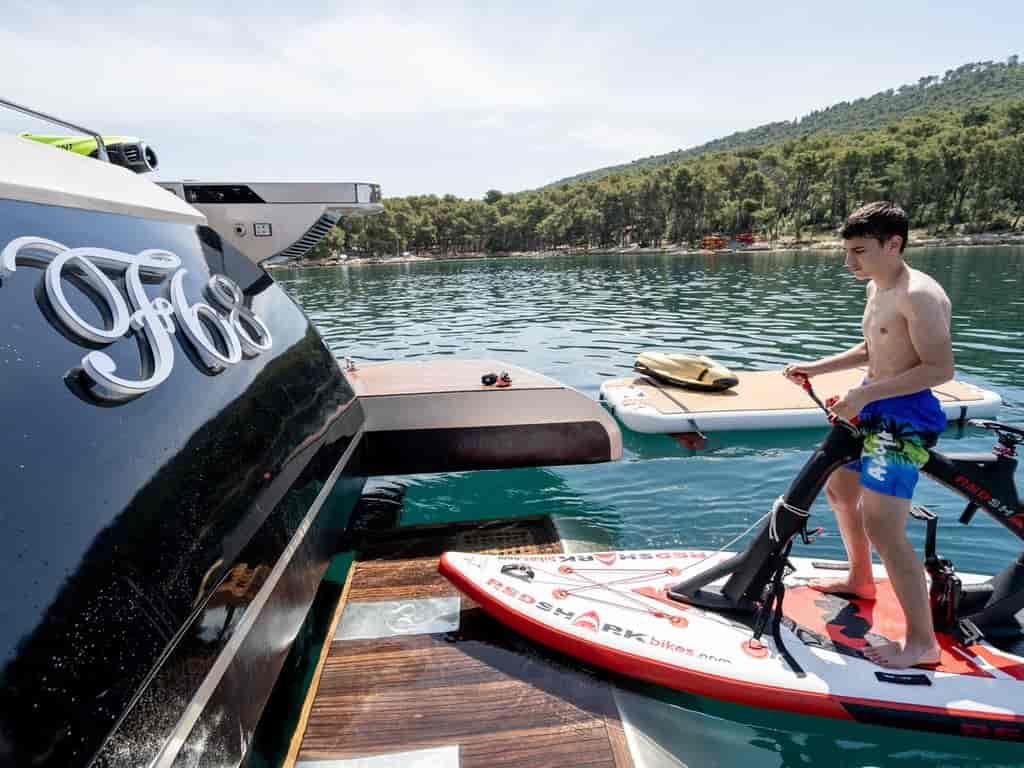 Boat picture 17