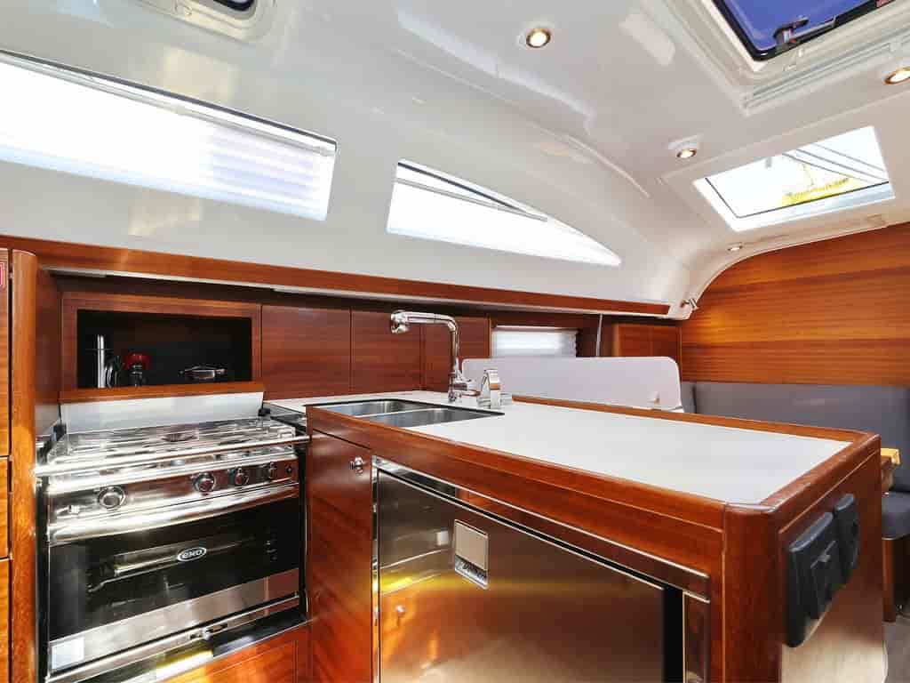 Boat picture 17