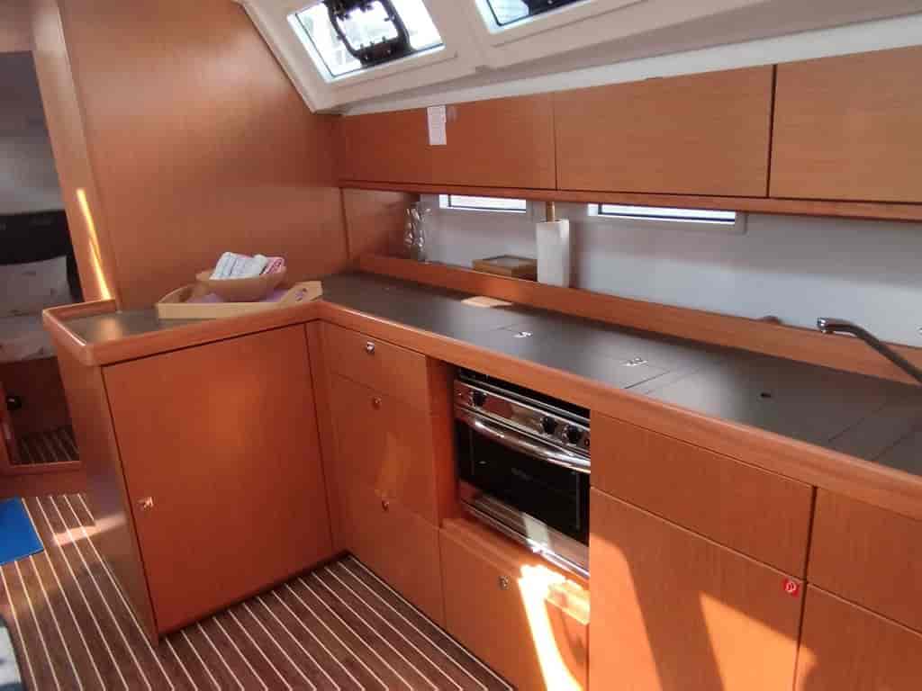 Boat picture 9