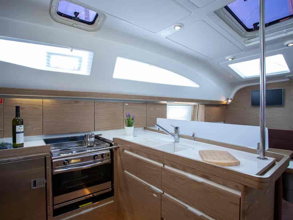 Boat picture 17