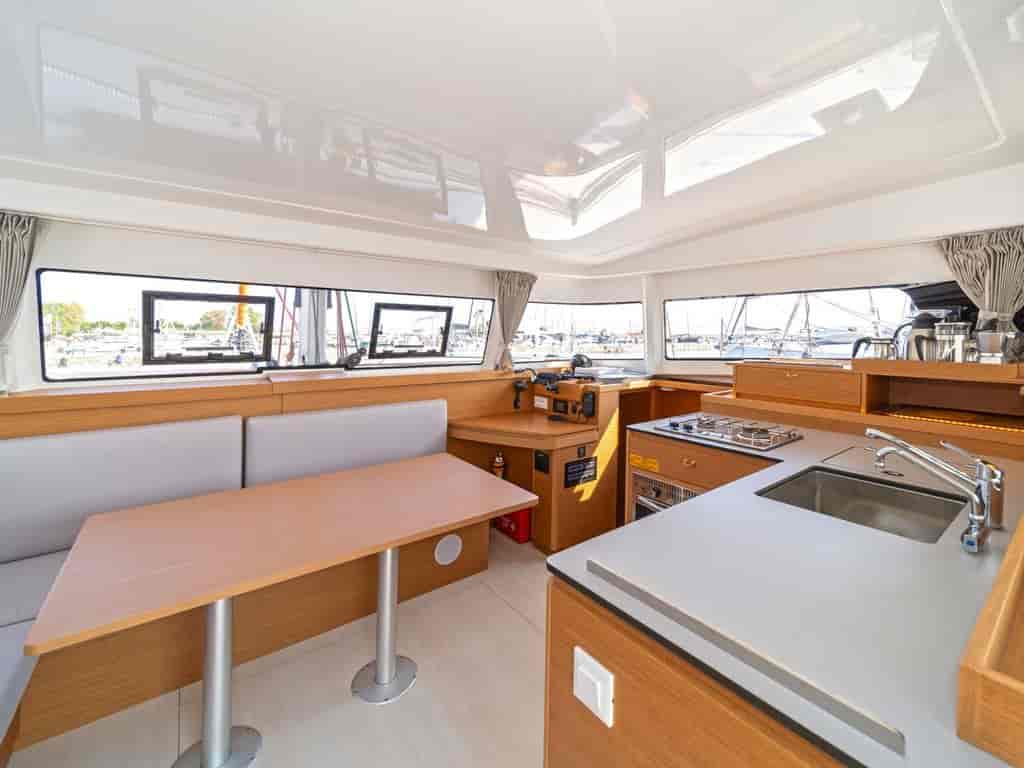 Boat picture 16