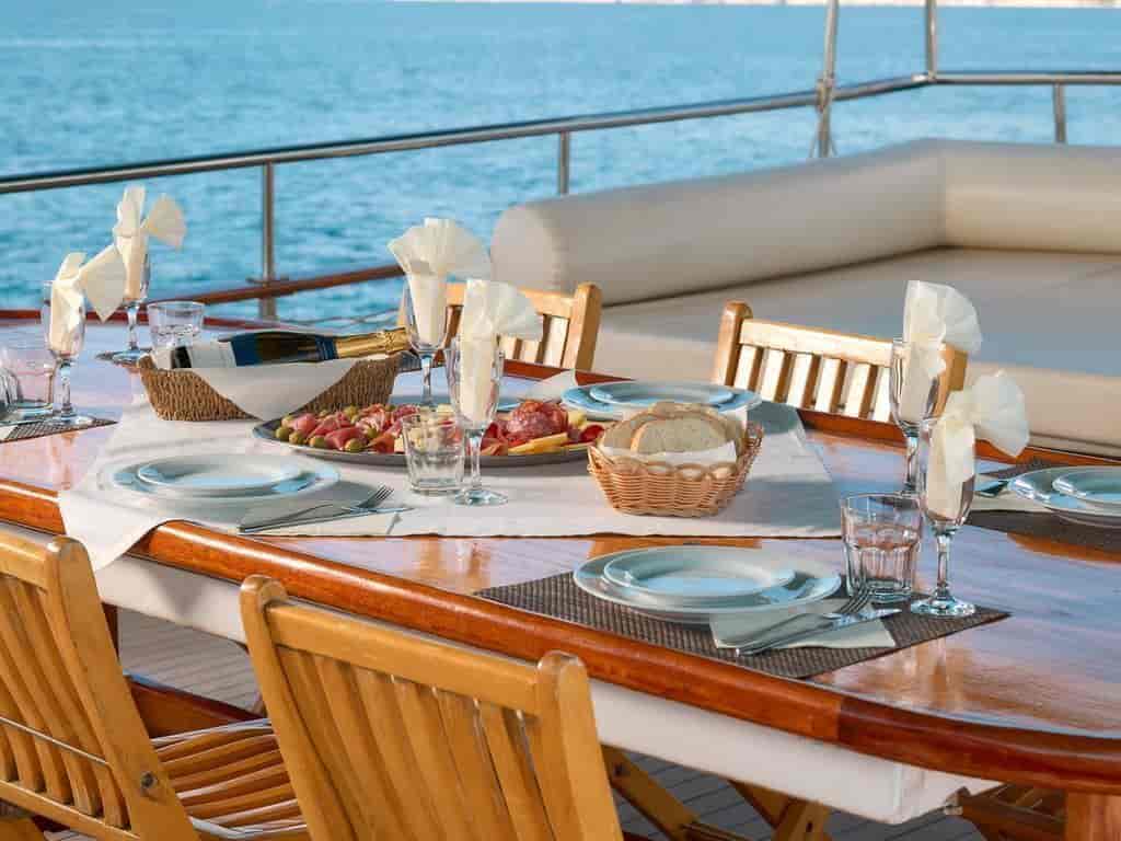 Boat picture 17