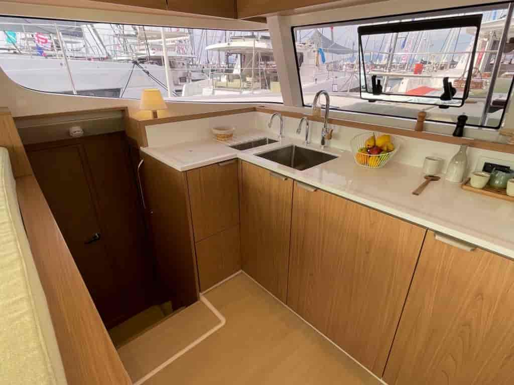 Boat picture 16