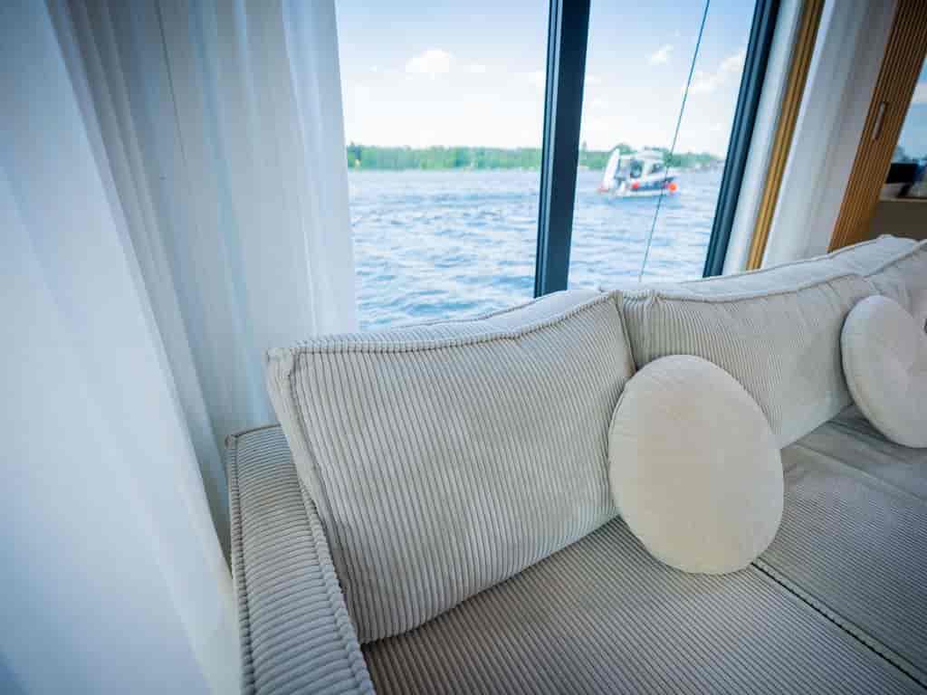 Boat picture 17