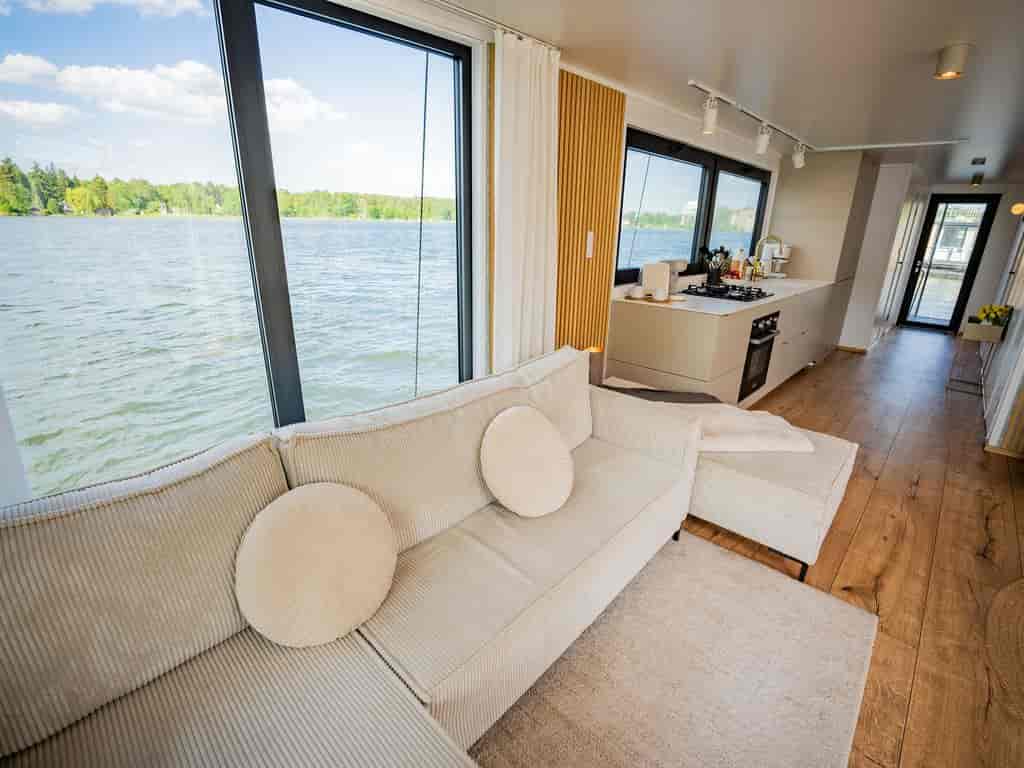 Boat picture 18