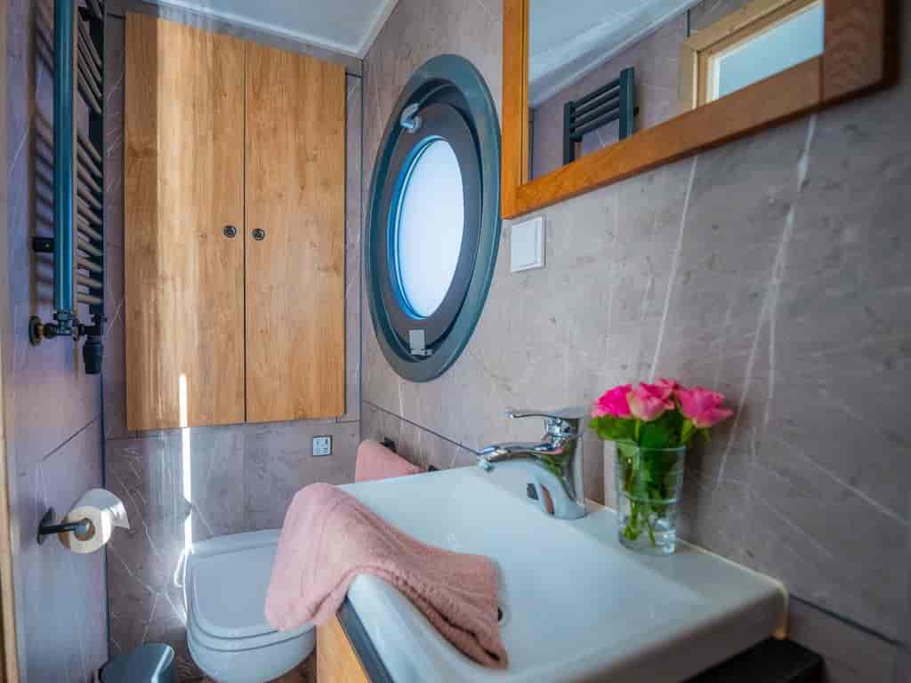 Boat picture 19
