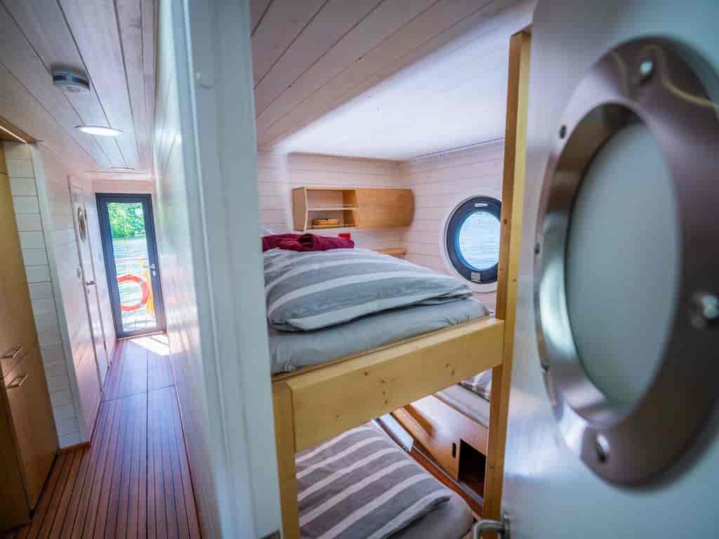 Boat picture 15