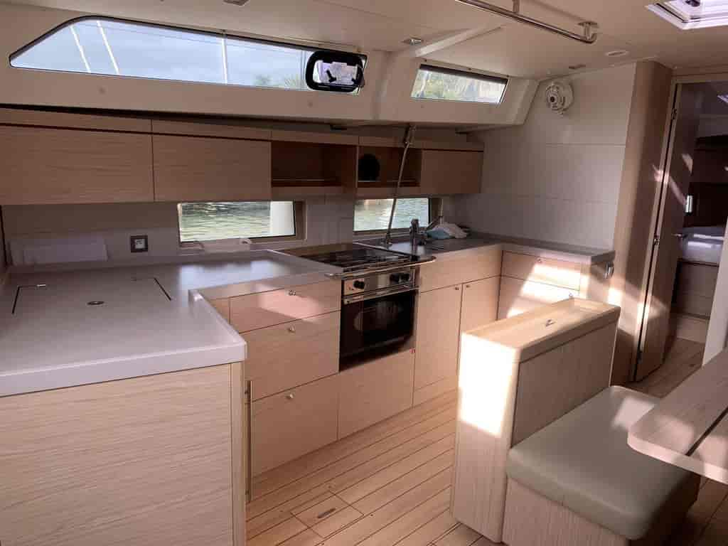Boat picture 9