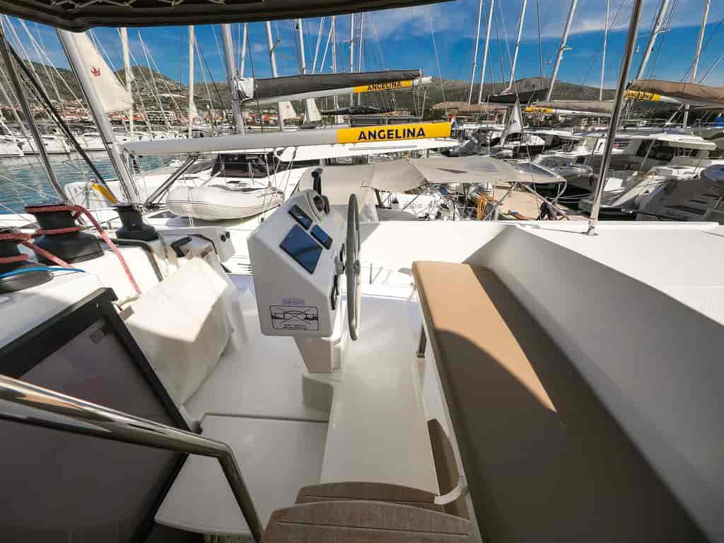 Boat picture 9