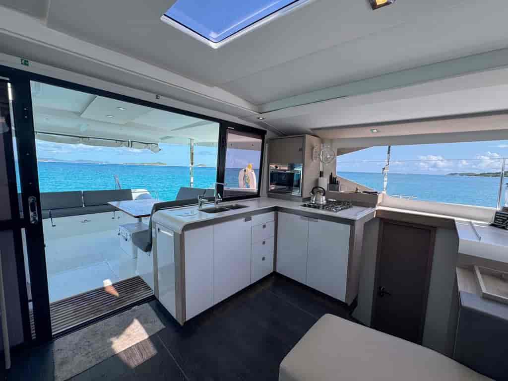 Boat picture 16